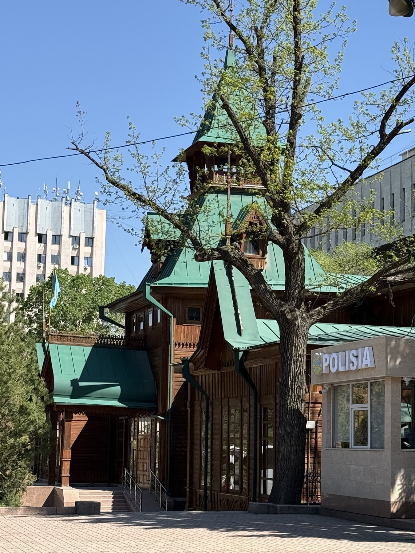 On the ground with the Astana Hub team