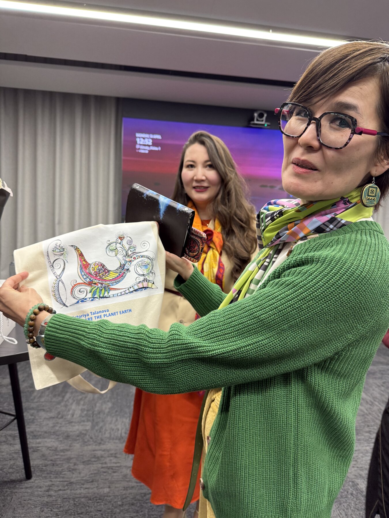 An artist's tote, gifted with so much heart